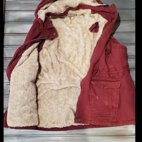 Victory Outfitters Burgundy 2xl Hooded Vest - Picture 2 of 4
